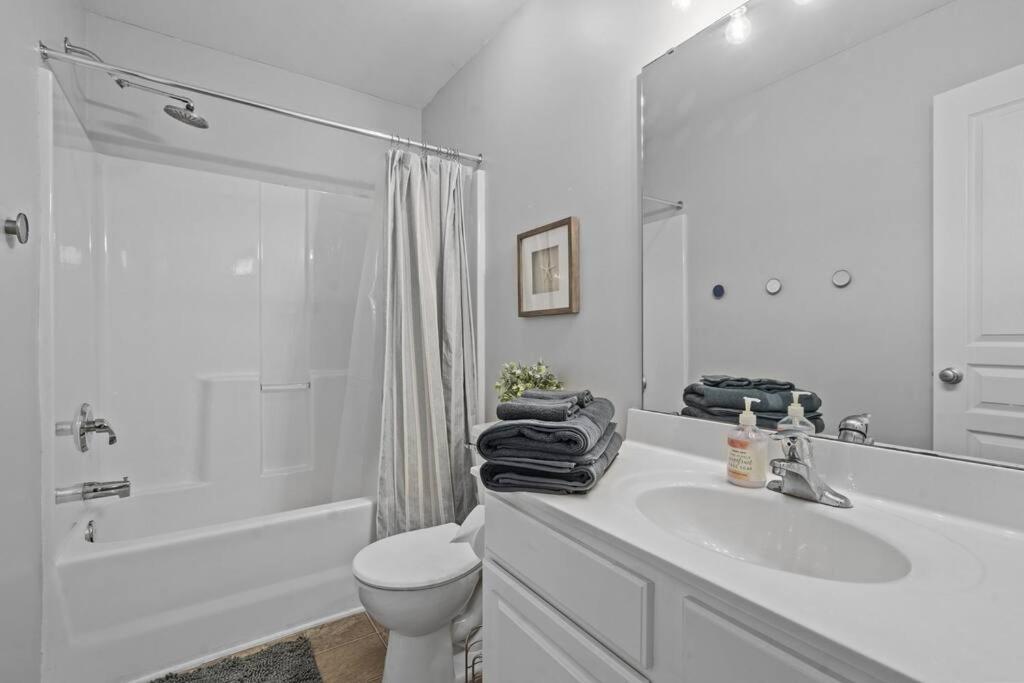 Apartment Peaceful, Townhome In Hope Valley Farms *